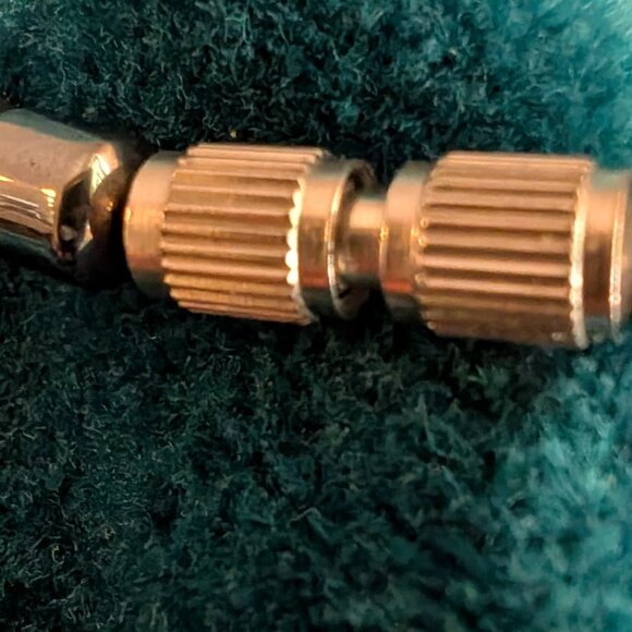 1980's inspired Modern Hematite Art Deco Necklace. - Picture 3 of 4